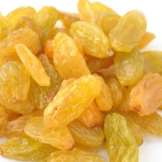 

SGS Kismis Anggur Golden Raisin / Kismis Asam Manis Raisin Star untuk Oleh Oleh Haji dan Umroh 1 kg