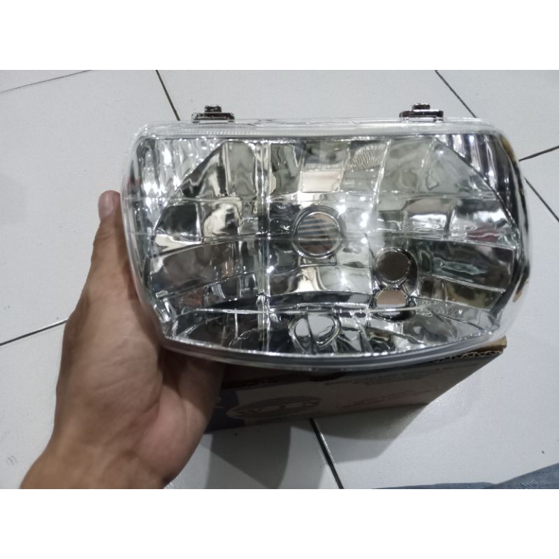 Lampu depan Legenda lampu legenda 2