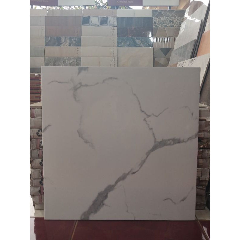 Keramik ukuran 50x50 uno charlote white