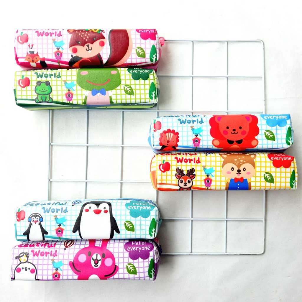 

Kotak Pensil Unik Motif Beautiful World Tempat Pensil Karakter Lucu