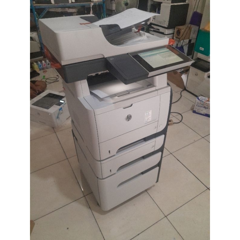 printer hp laserjet pro 500 MFP m525