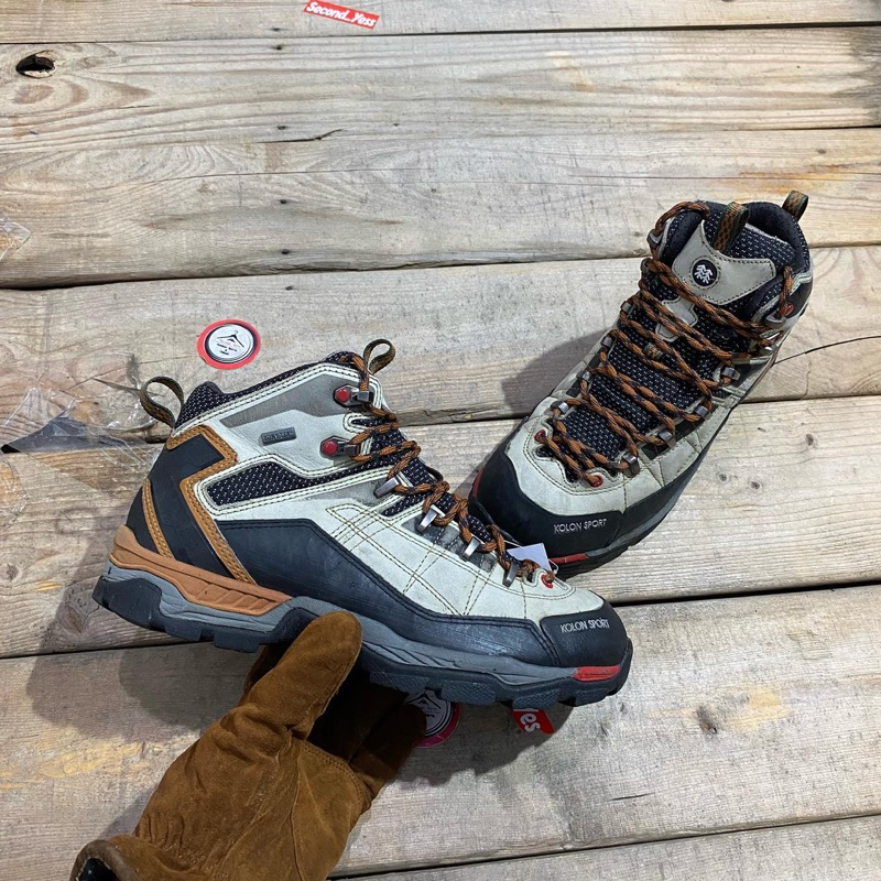 Sepatu Kolon Sport Mid Goretex