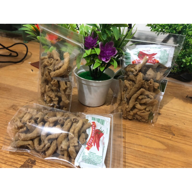 

keripik usus original keripik usus balado renyah cemilan usus