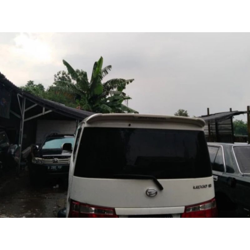 Spoiler grand max/luxio