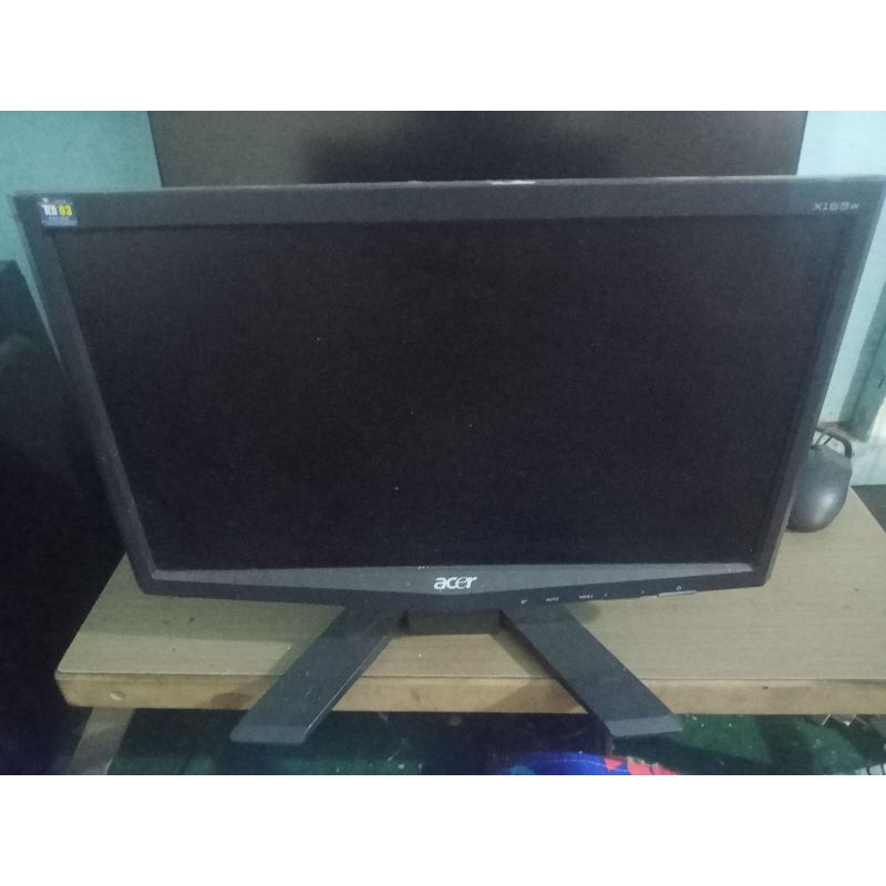 Monitor ACER 16 Inch