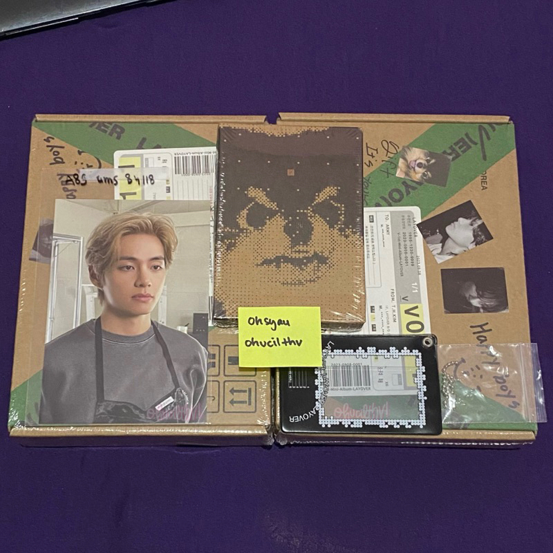 (Ready stock) Layover Taehyung Japan lucky draw jpfc Barnes & noble