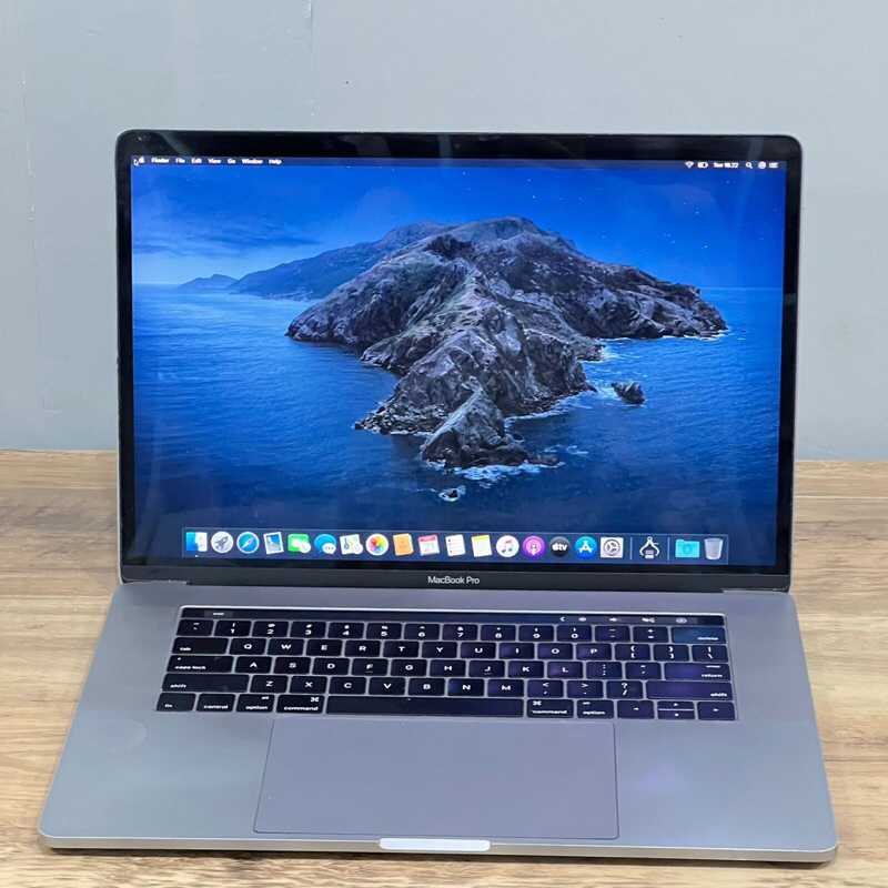 MACBOOK PRO 2017 15inc i7