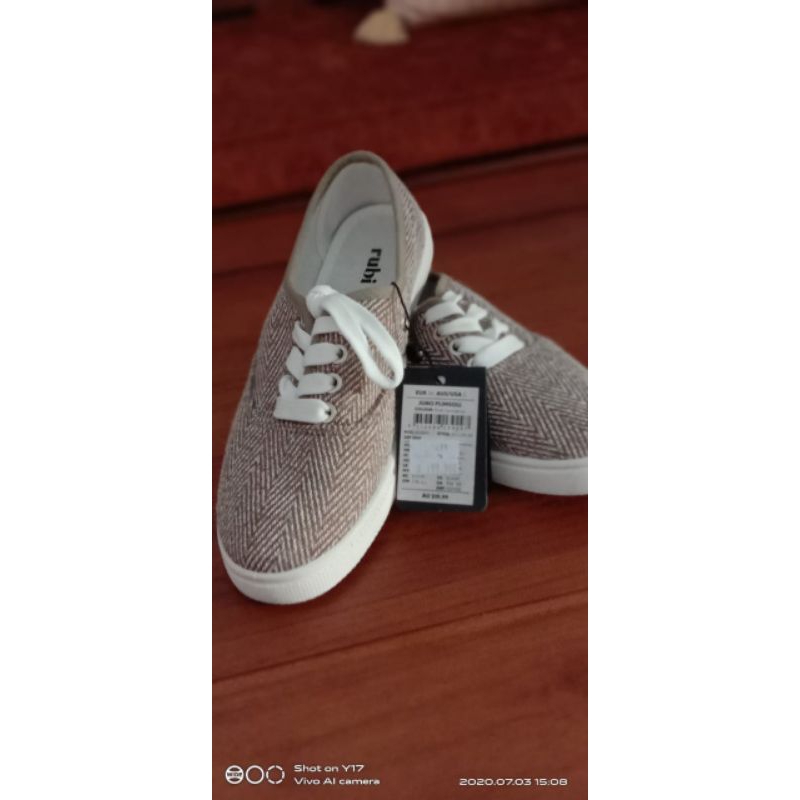 Preloved sepatu Rubi