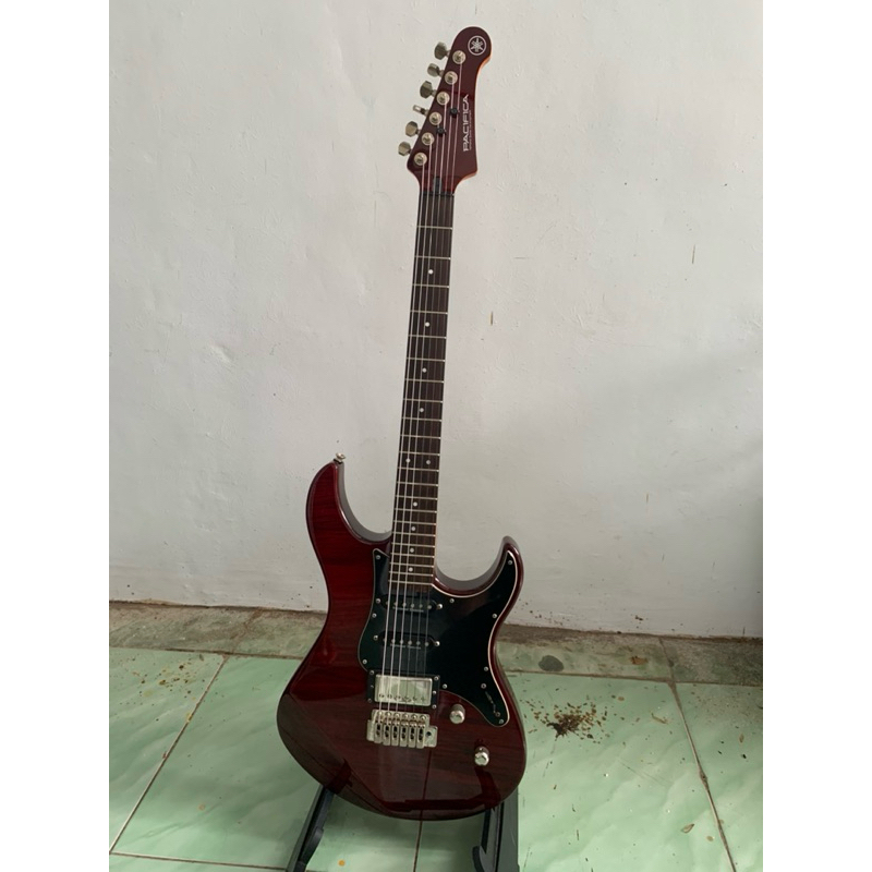 YAMAHA PACIFICA PAC612VIIFM PAC 612 GITAR ELEKTRIK LIKE NEW SECOND