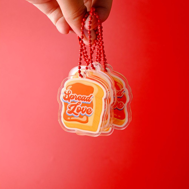 MAD CLUB Acrylic Keychain Spread Love