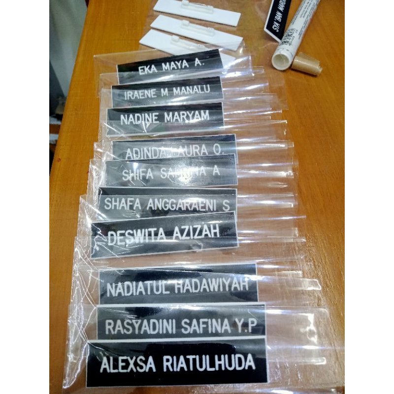 

Papan nama dada/ nametag grafir/Pdh Magnet