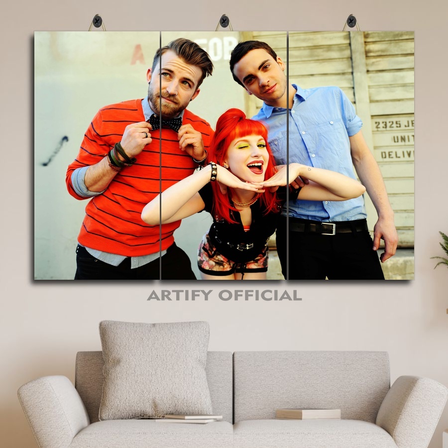 Pajangan Kamar Pria Logo Band Paramore 45X30 Multi Panel / Pajangan Kamar Cowok Band Photo Vokalis P