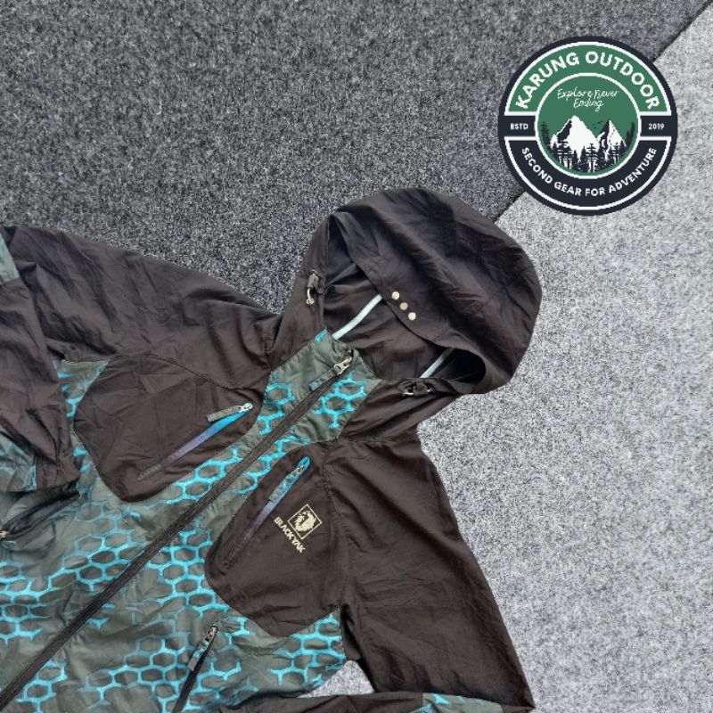 Jaket Outdoor Blackyak Second Bekas