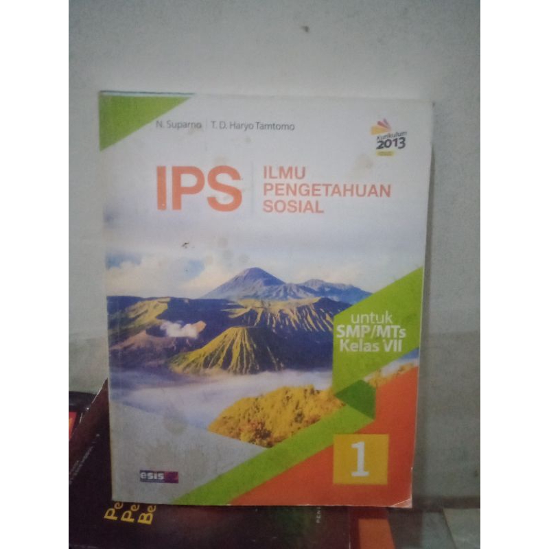 buku IPS kelas 7 smp/Mts kurikulum 2013
