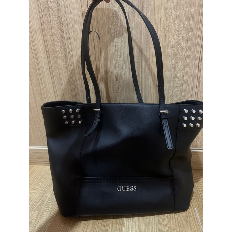 Preloved tas guess hitam