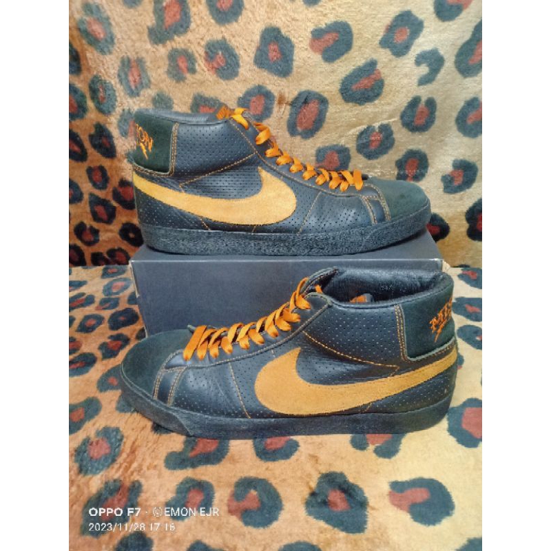 #44 Sepatu Second Nike