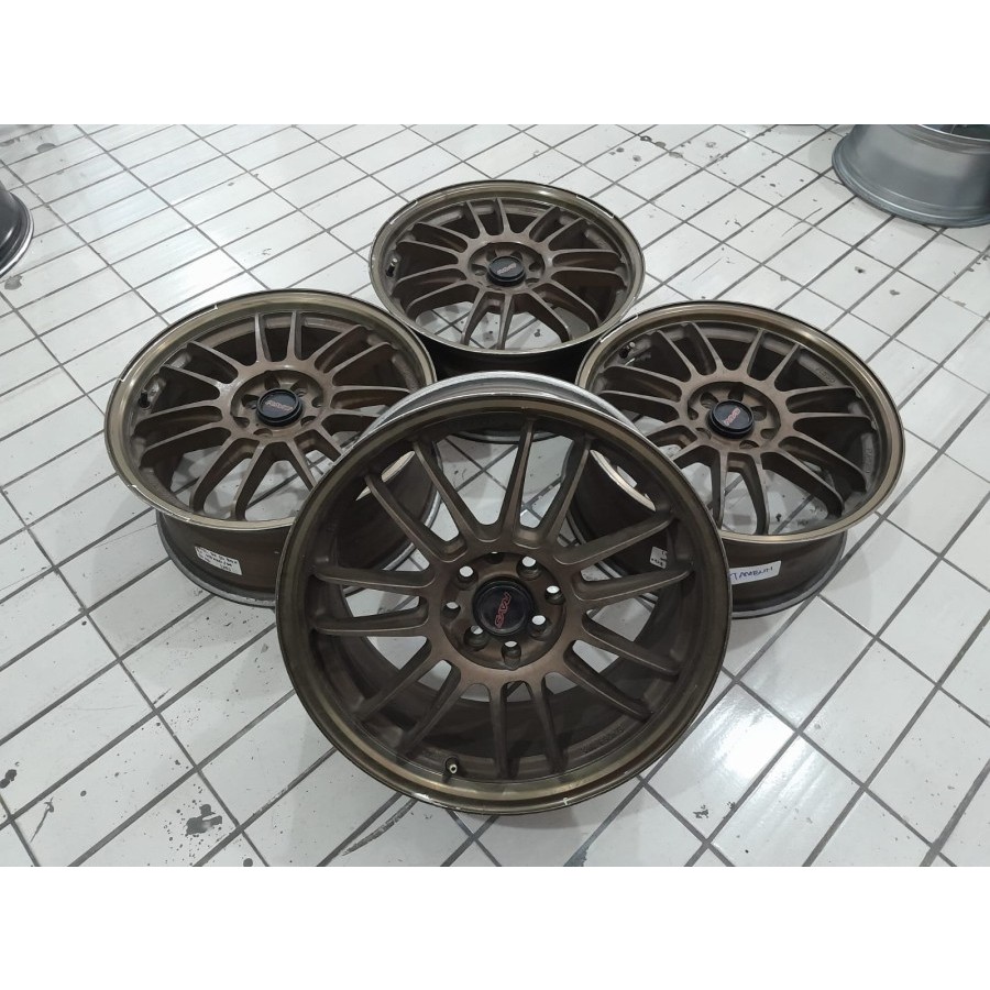 velg mobil bekas RE30 ring 17 pcd 4x100/114,3 buat livina avanza vios jazz yaris