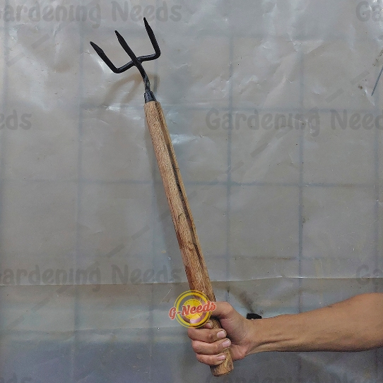 Garpu Tanah / Garukan Tanah / Garukan Sampah Gagang Kayu
