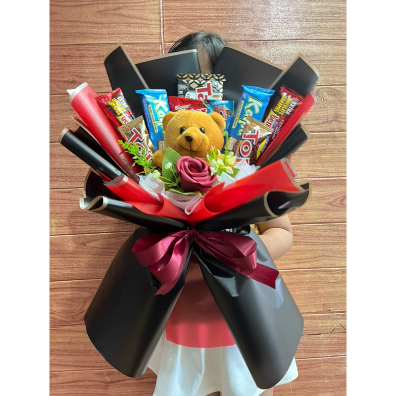 

buket wisuda / buket snack / buket boneka wisuda