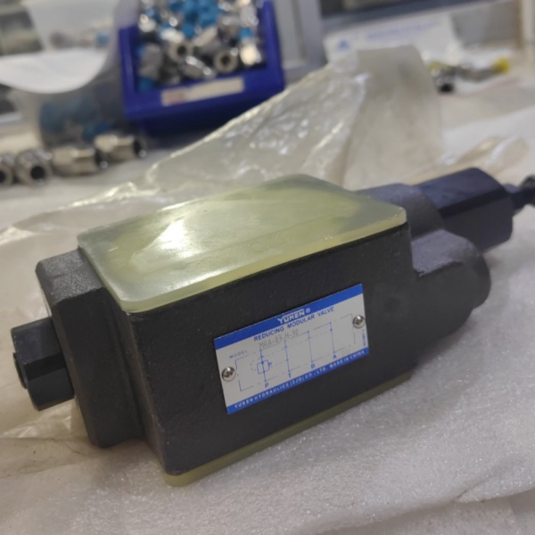 

Unik YUKEN MRA-03-H-30 MODULAR VALVE 315BAR Berkualitas