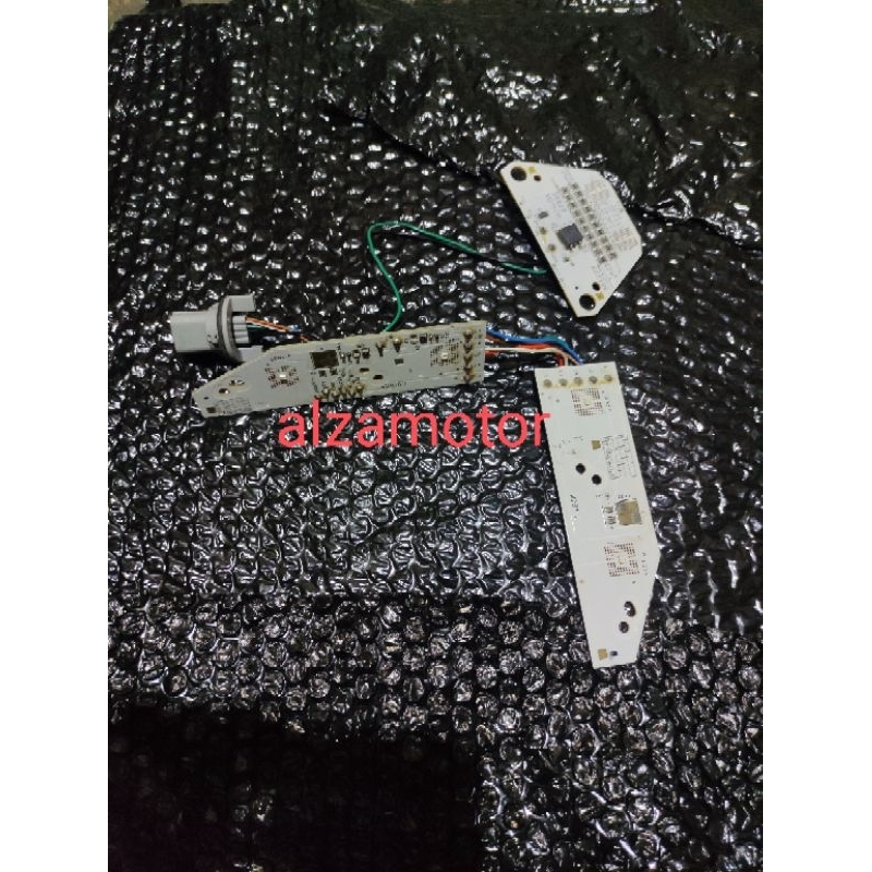 pcb led lampu depan vario 125/150  old original mesin pcb led lampu depan vario 125/150 old
