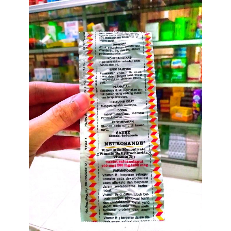 NEUROSANBE ® TABLET (VITAMIN B1, B6 DAN B12)