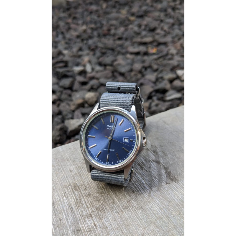 casio mtp 1183 dan casio edifice efa 110