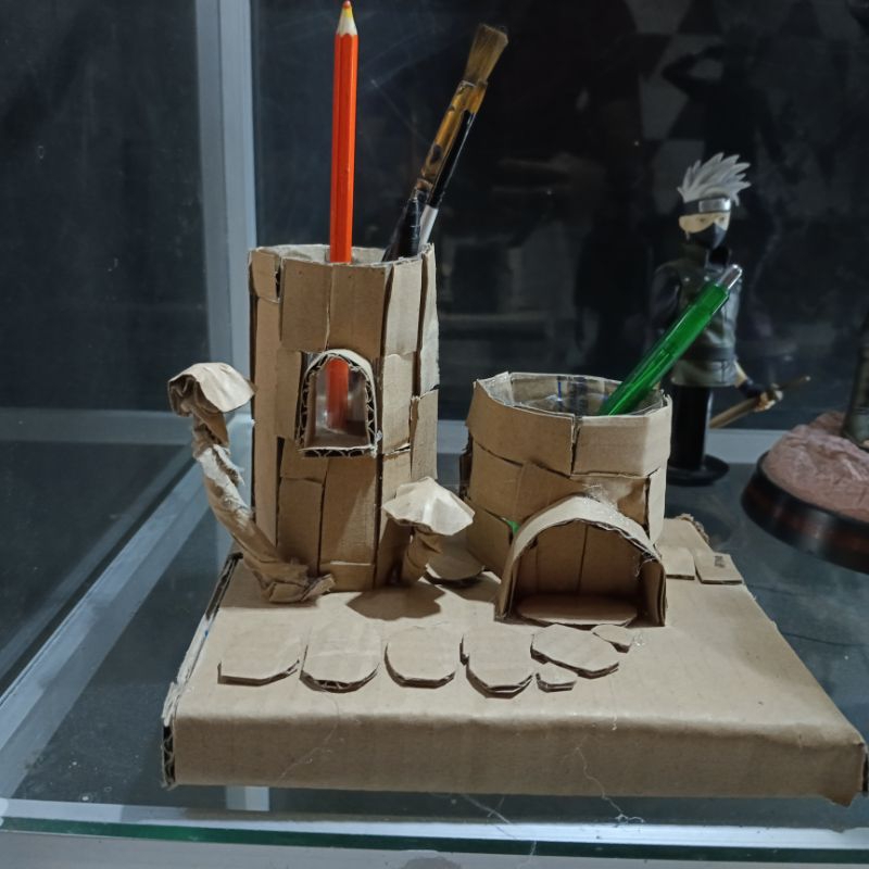 

prakarya dari kardus,tempat pensil