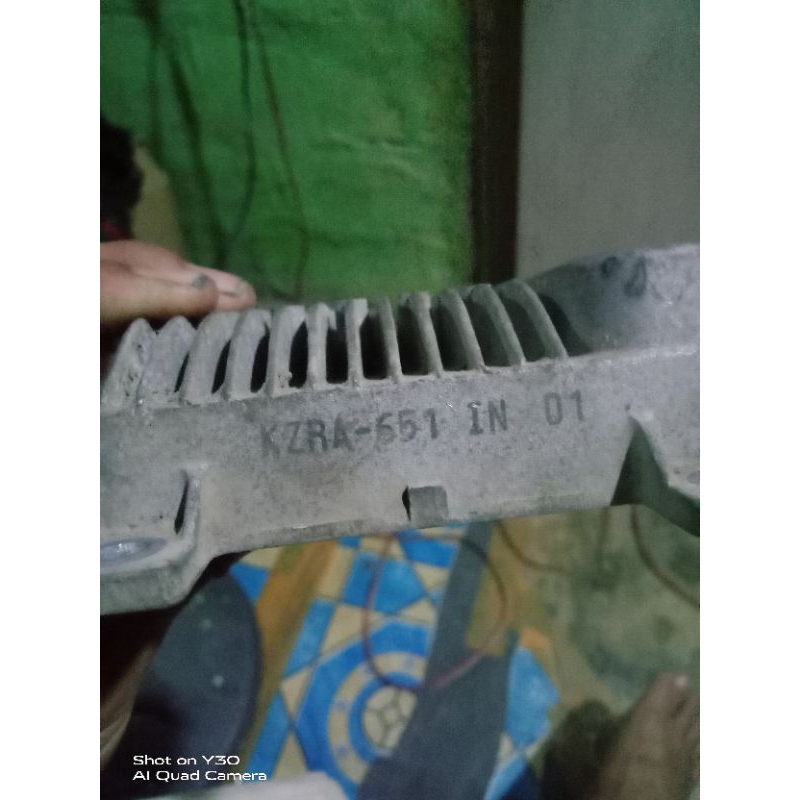 - CDI / ECM / ECU untuk honda Vario 125 old- Barang second original berkualitas- Kode part : KZRA - 