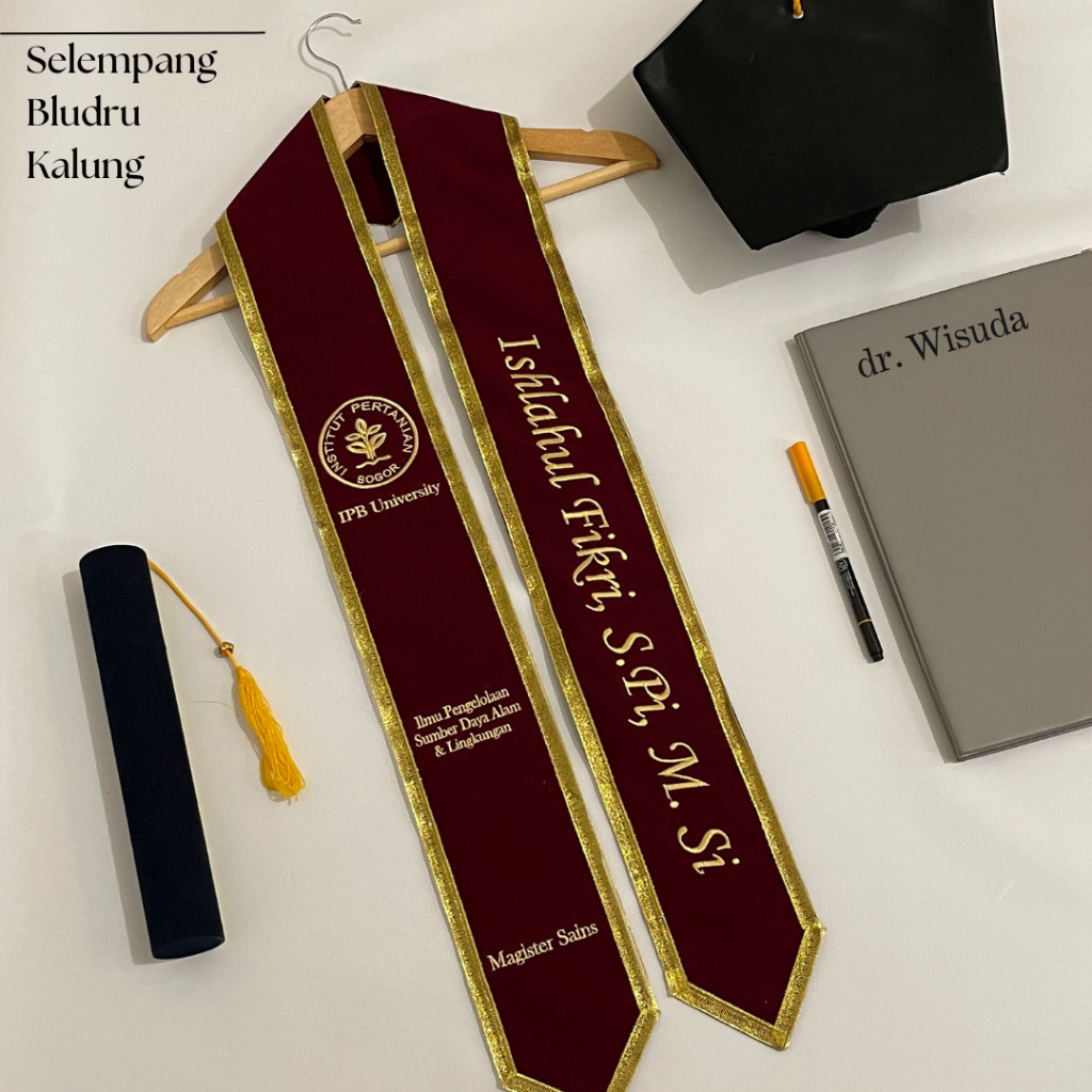 Selempang Wisuda Leher Kalung Bludru