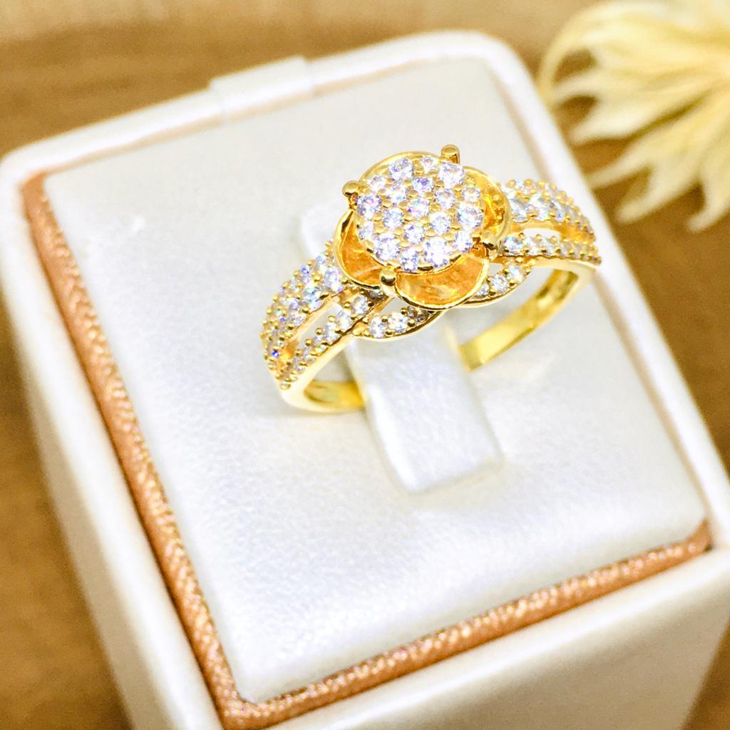 Cincin Emas Carla Bunga UBS 375/8K