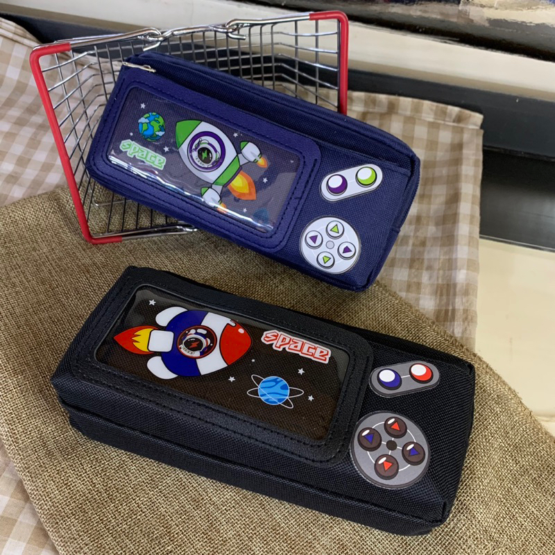 

Kotak Pensil Resleting