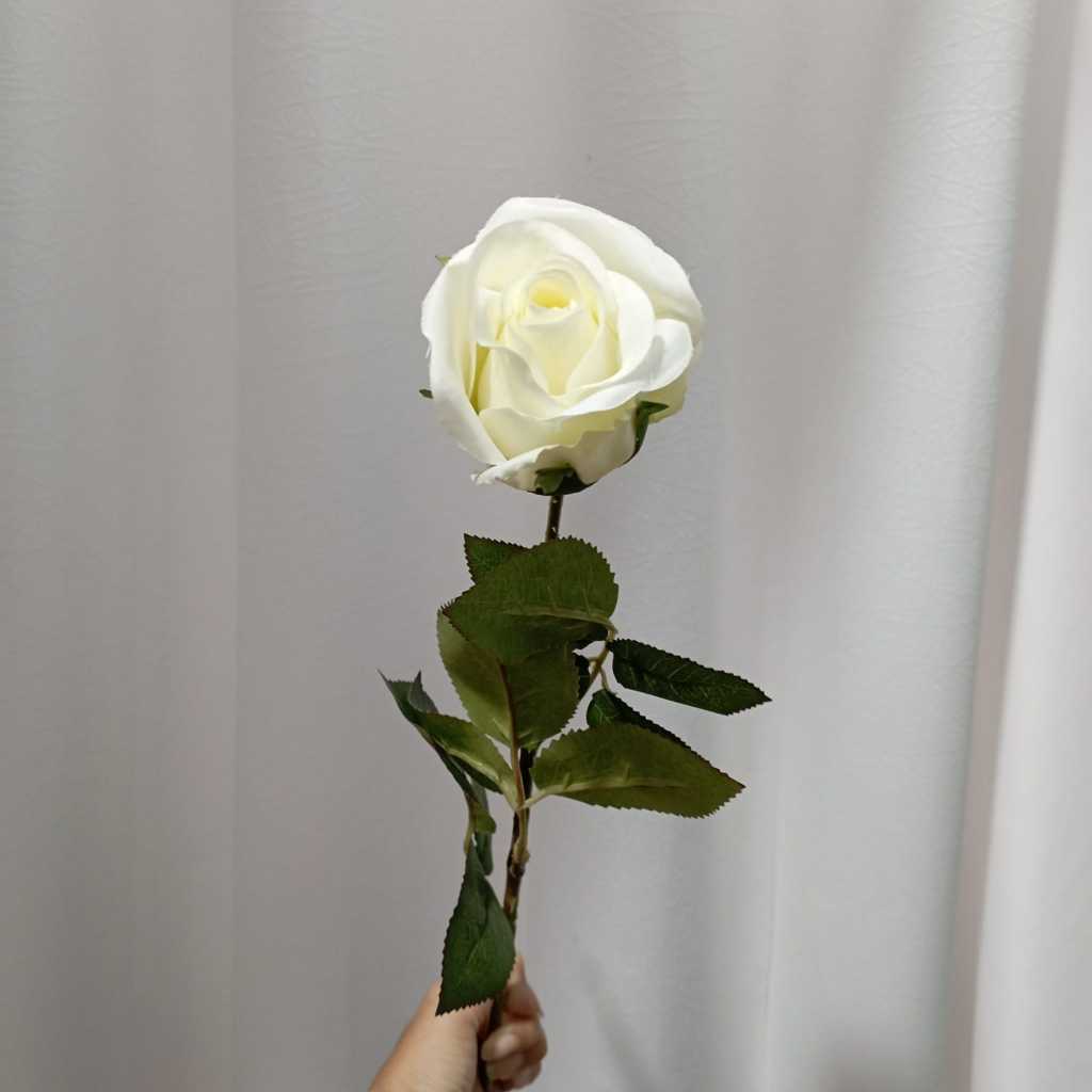 Mawar Duri Daun Tangkai Panjang Artificial Bunga Kain Plastik Dekorasi Ruangan Rumah Aesthetic A5N78