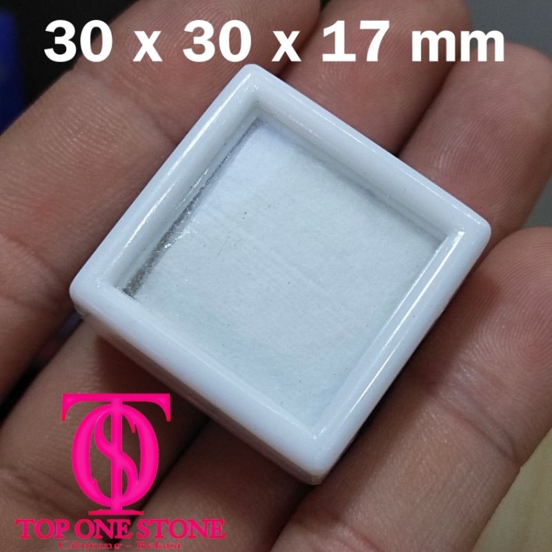 

[TOS] Kotak Lostune Mika Putih 30 x 30 x 17 mm