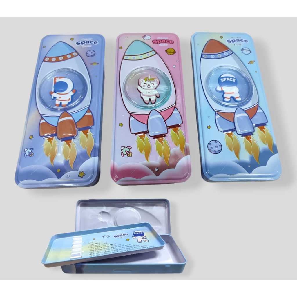 

AS888 - KOTAK PENSIL KALENG 2 SUSUN KARAKTER SPACE TIMBUL. B-724-29