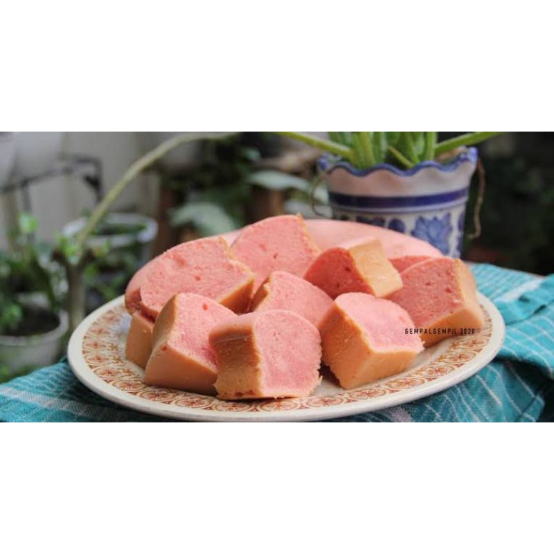 

Bolu Aroma Strawberry Panggang Murah & Lembut UK16 400Gram