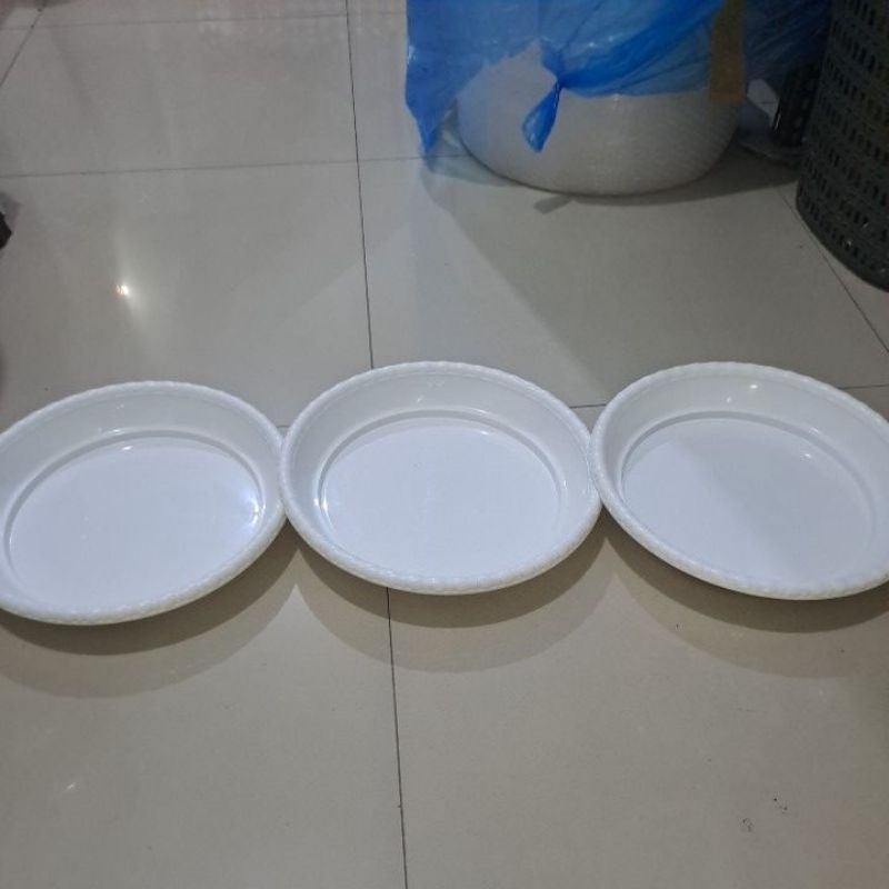 LOVENIA : Tatakan Pot Lovenia 37 Untuk ukuran Pot 30 dan 35 cm./ Tatakan Pot bunga plastik putih