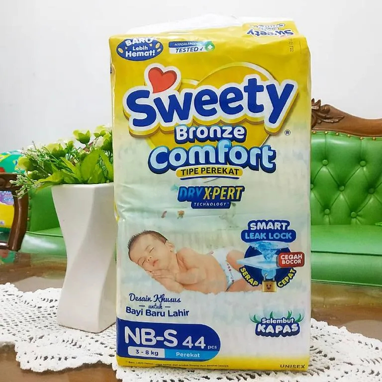 SWEETY Bronze Comfort New Born Pampers / Popok Perekat Bayi NB 44's / Popok Bayi Baru Lahir