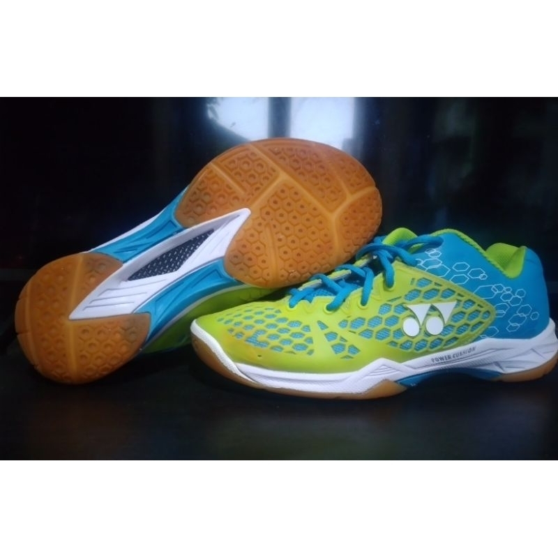 sepatu badminton second yonex shb 03 size 42