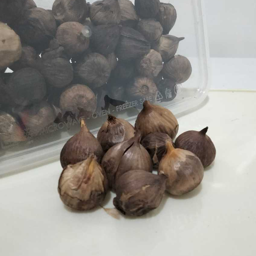 

Bawang Hitam Tunggal 100g Black Garlic