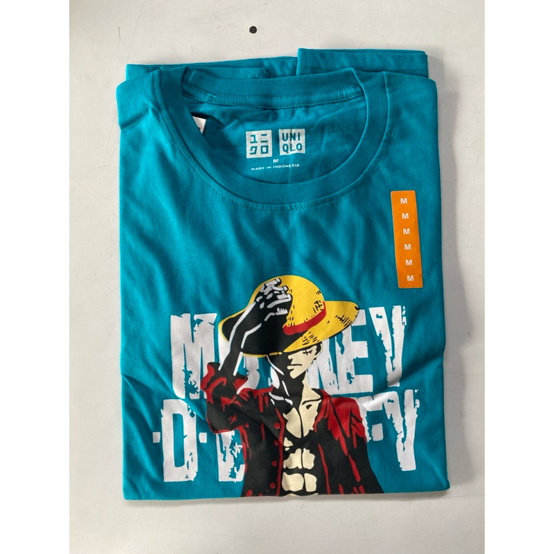 Kaos Uniqlo X One Piece