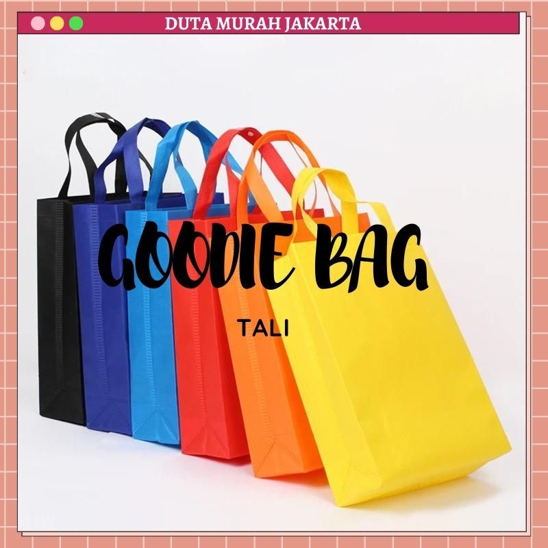 

Tas Belanja Spunbond Handle Jinjing Tas Souvenir Hajatan Hampers Kantong Ukuran Kecil Besar Warna Lengkap Goodie Bag DMJ