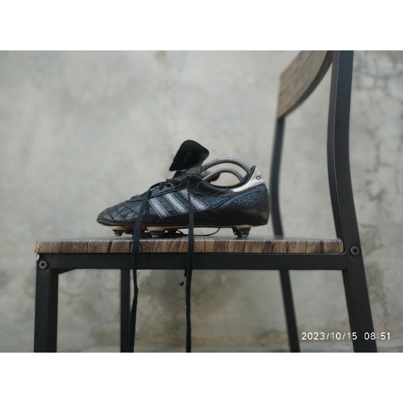 Sepatu Bola Adidas World Cup SG