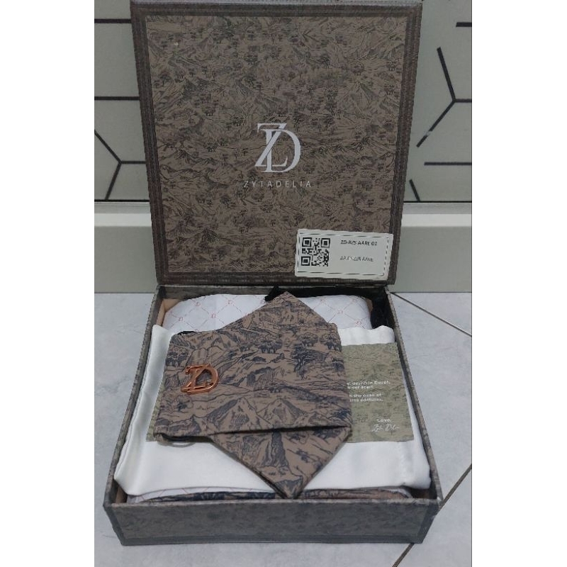 PRELOVED Zytadelia Brienzer Series - Aare