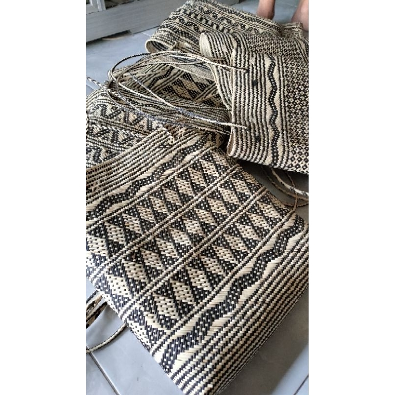 tas rotan kalimantan