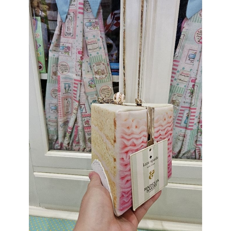K*te Spade magnolia bakery slice cake bag