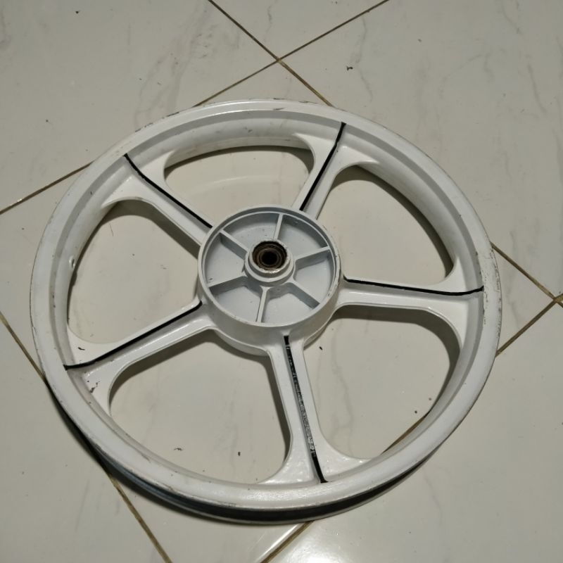 velg belakang morodadi Kawasaki Binter ar125 pnp Yamaha RX-King rxzrzr master