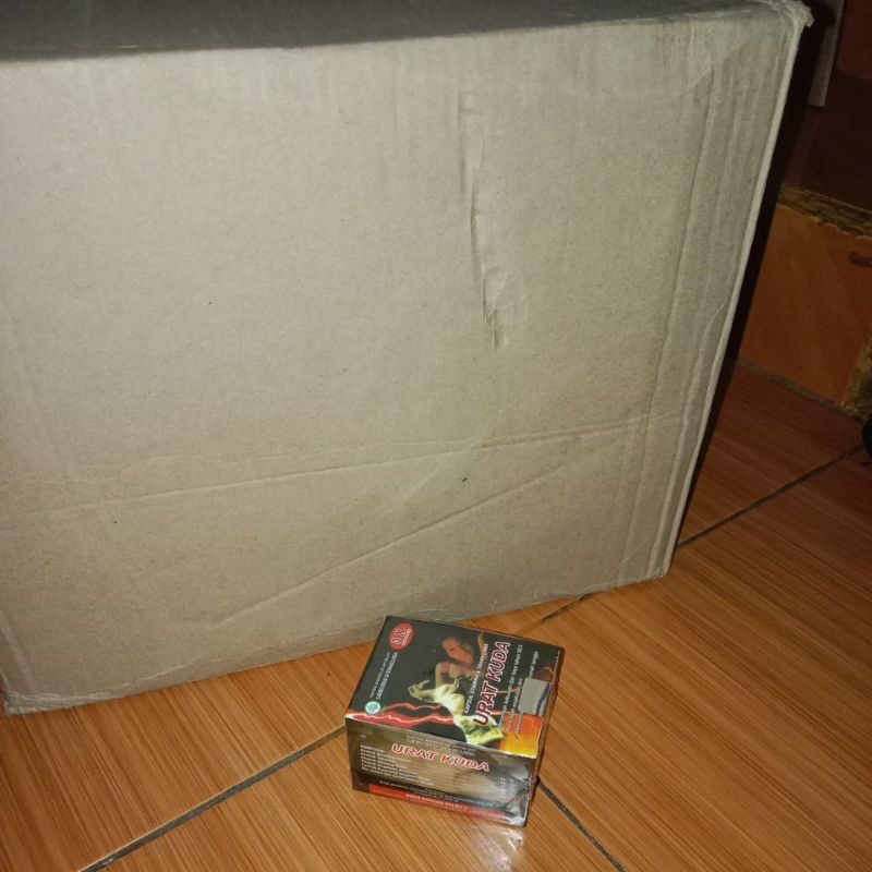 

Jual box kado warna hitam (uk 3x) original