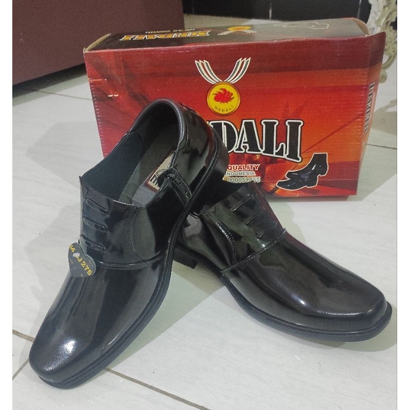 SEPATU Pantofel Pria dengan KULIT asli PDH TNI / POLRI / SATPAM / PNS / ASN / GURU / PEGAWAI BAHAN A