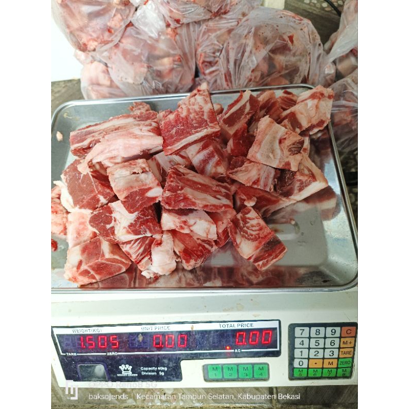 

Tulang Iga Rusuk 1/2kg